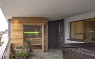 aussensauna-auf-balkon