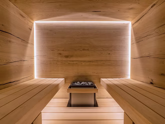 finesse-sauna-eiche-rissig (1)