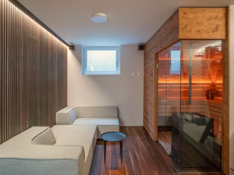 finesse-sauna-thermo-fichte-gehackt-gebürstet (6)