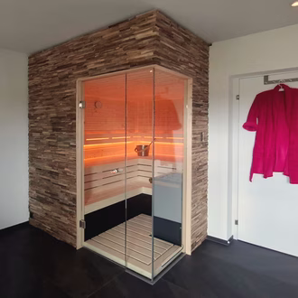 harmonie-sauna-mit-glasecke