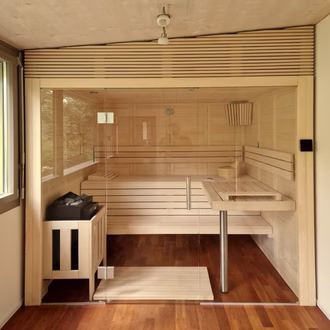 massivholzsauna-mit-glasfront-classico