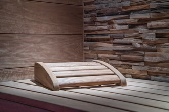 sauna-in-dunklem-holz-1